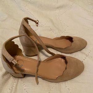Block heel tan over the toe heels size 7